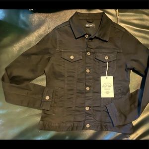 I’m sale new jacket any size